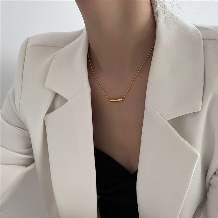 Sleek Minimalist Silver Pendant Necklace Kalsten