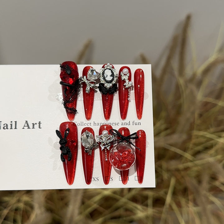 Artistic Decorative Press-On Nail Art Set