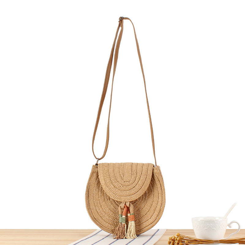 Shoulder bag in stylish half-moon design Kalsten