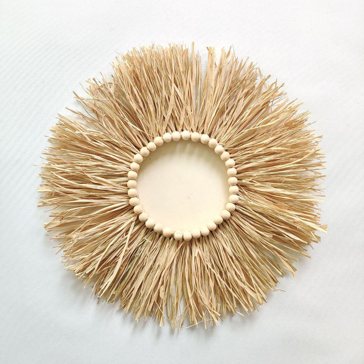 Decorative wall decoration with synthetic fiber and wooden beads Kalsten