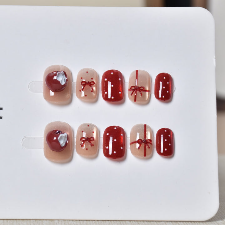 Artistic Ocean-Inspired Press-On Nail Design Kalsten