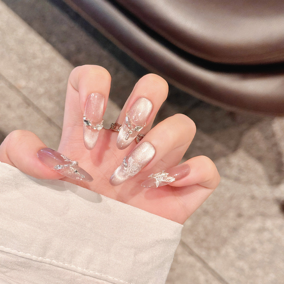 Decorative Press-On Nails Kalsten