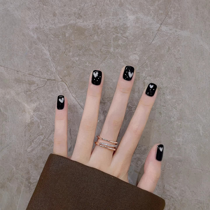 Artistic Press-On Nail Art Set with Heart Patterns