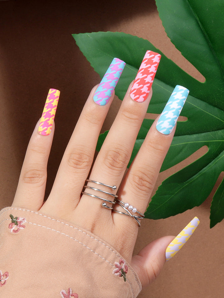 Houndstooth Pattern Press-On Nails Kalsten