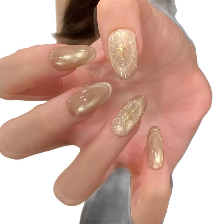High-gloss artificial nails with filigree accents Kalsten
