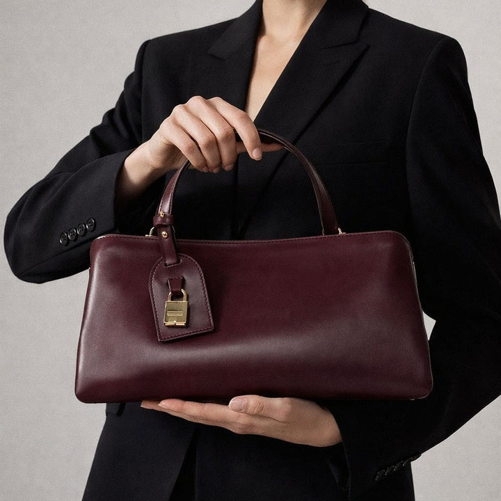 Elegant Metallic Handheld Purse