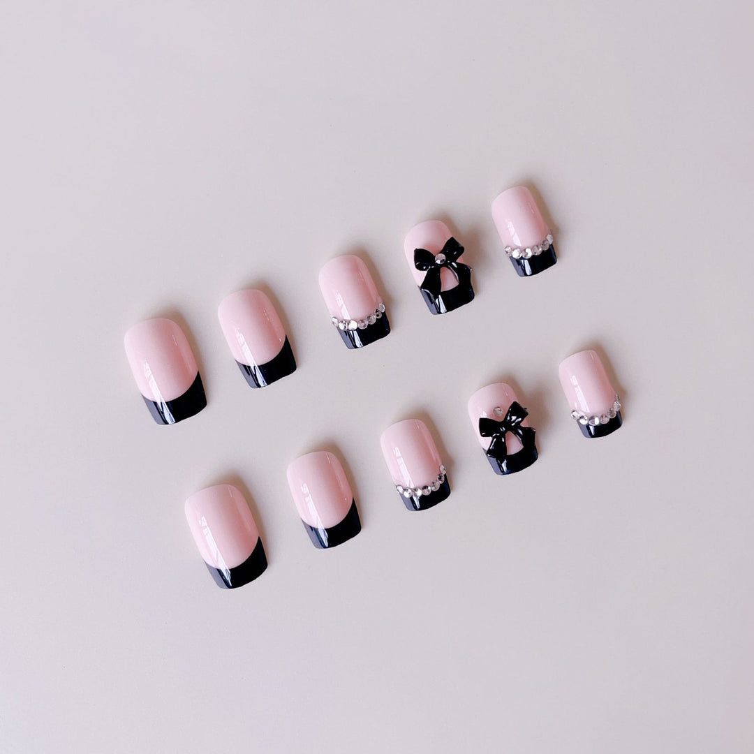 Artificial Nail Set with Elegant Bows and Glitter Decorations Kalsten