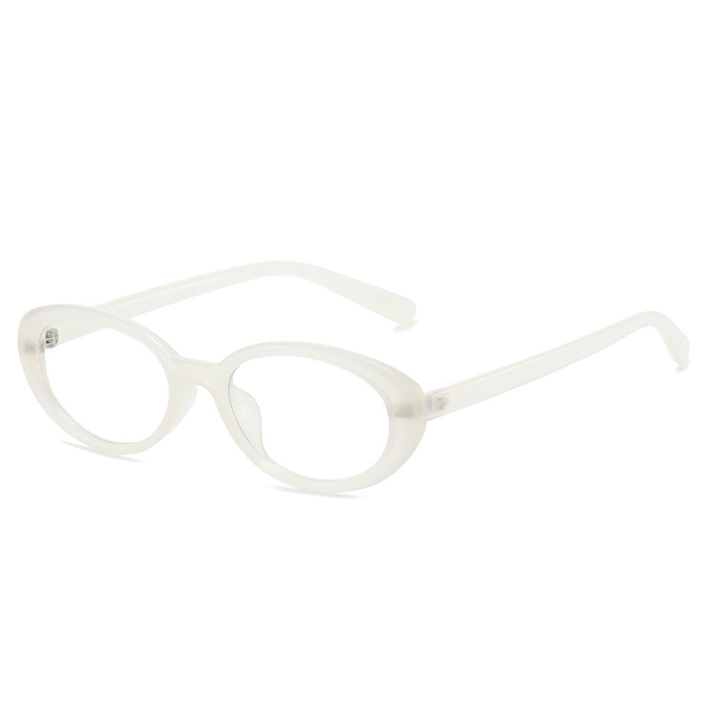 Retro-Inspired Cat-Eye Sunglasses with Transparent Frames Kalsten