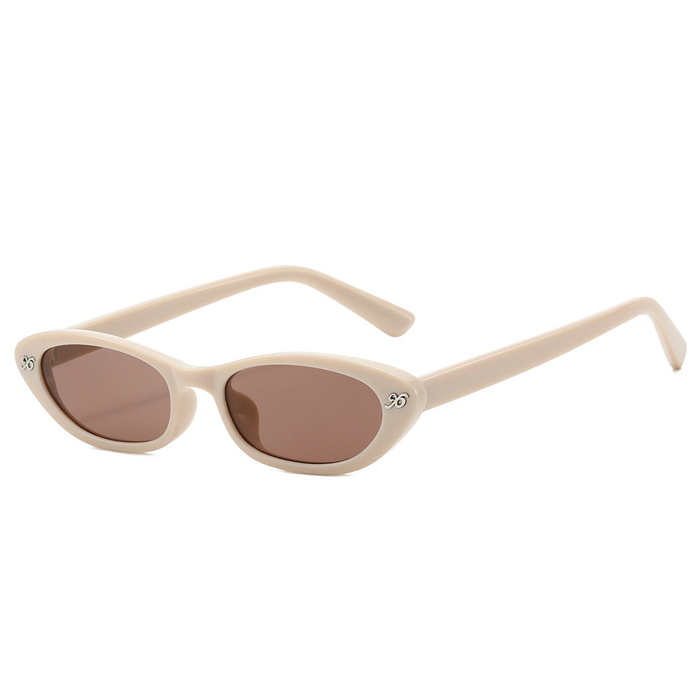 Retro-Inspired Cat-Eye Sunglasses Kalsten