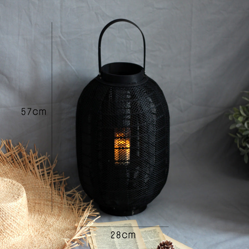 Elegant metal lantern with net design Kalsten