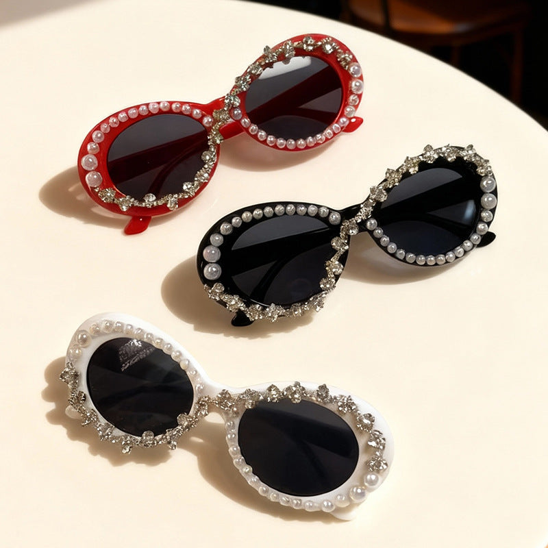 Elegant Pearl-Embellished Cat-Eye Sunglasses Kalsten