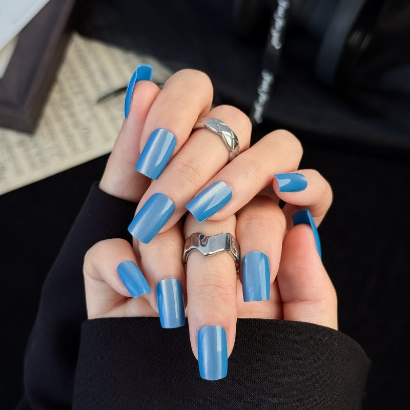 Elegant Lacquered Artificial Nails Kalsten