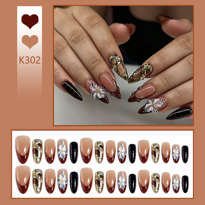 Artificial nail set with extravagant 3D design and elegant embellishments Kalsten