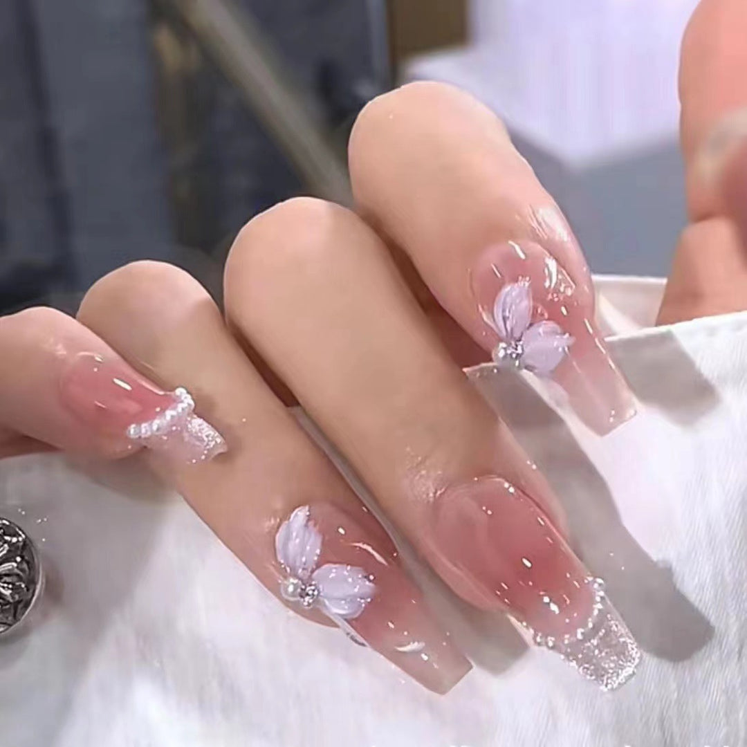 Floral Accent Press-On Nail Set Kalsten