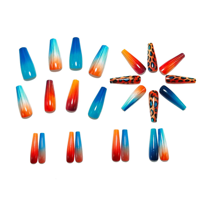 Artificial nails with striking gradient and stylish accents Kalsten