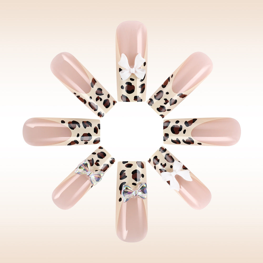 Stylish Nail Art Kalsten