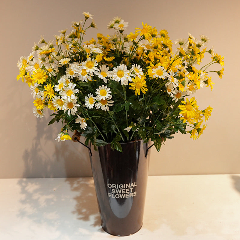 Artificial bouquet with intricate floral splendor Kalsten