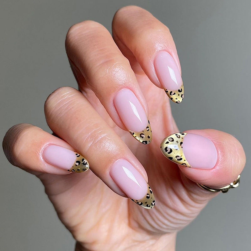 Artificial nail set with leopard pattern Kalsten