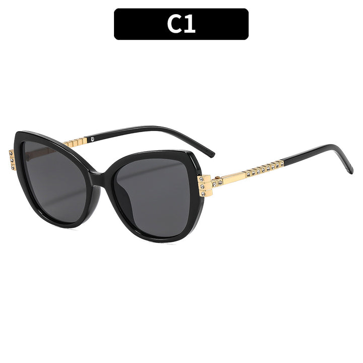 Elegant Cat-Eye Sunglasses with Decorative Gold Accents
