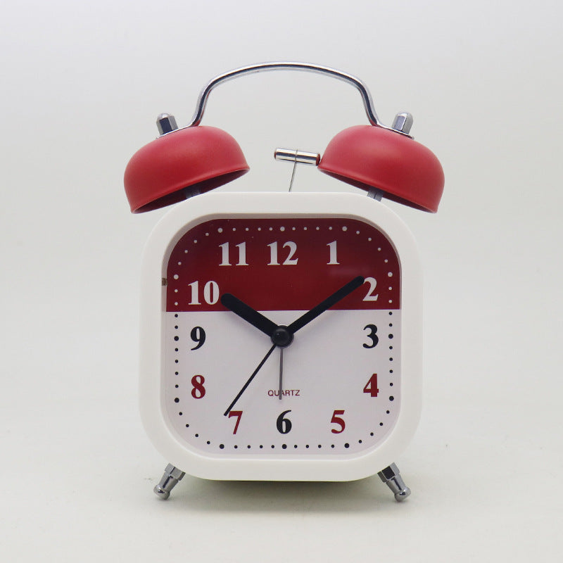 Quarz Alarm Clock in Modern Retro Style Kalsten