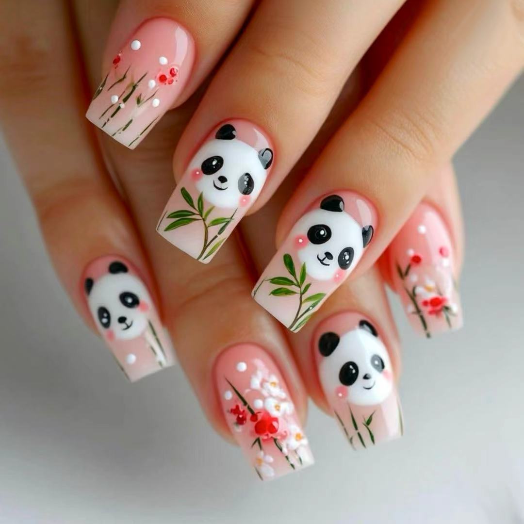 Panda-Themed Nail Art Extensions Kalsten