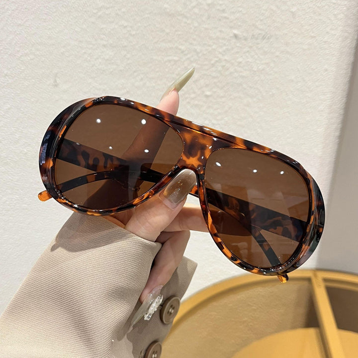 Sporty Oversized Shield Sunglasses Kalsten