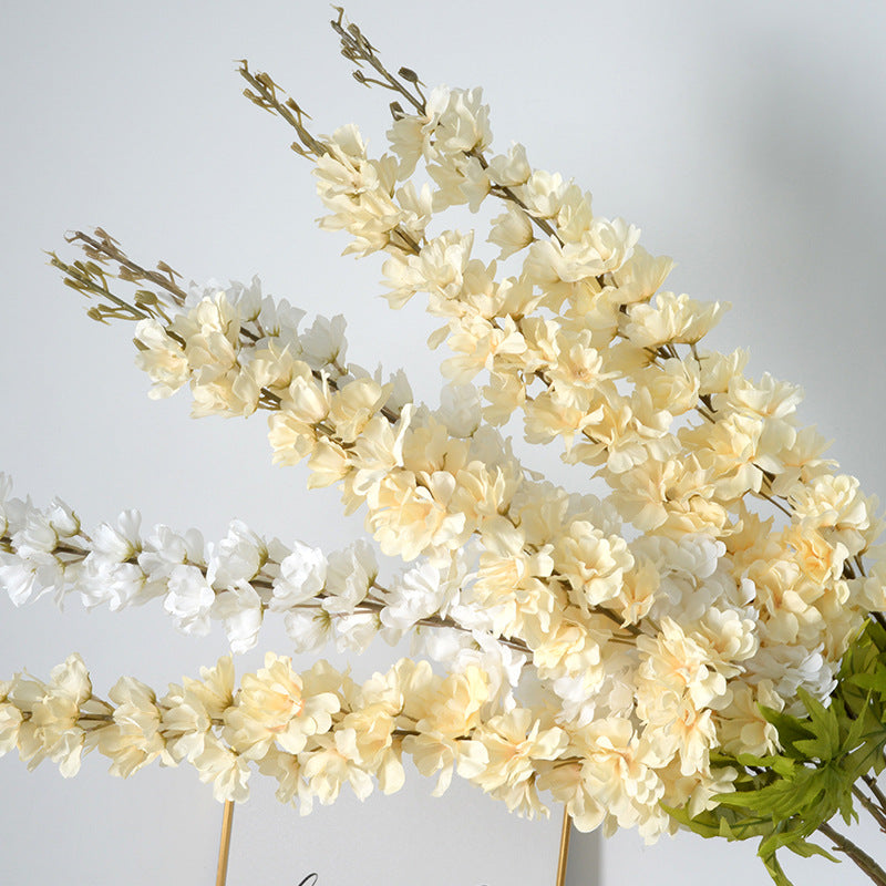 Elegant Artificial Flora Garland