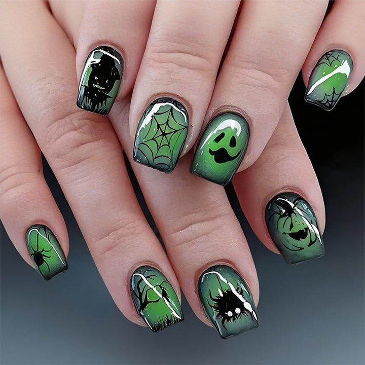 Nail art set with spooky Halloween designs and excellent wearing comfort Kalsten