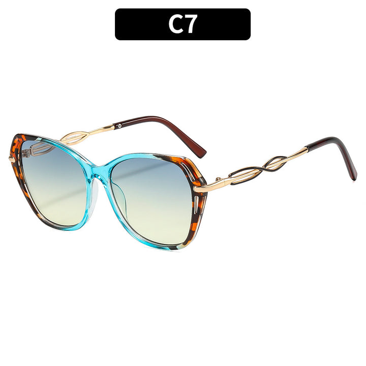 Stylish Cat-Eye Sunglasses with Elegant Gold Accents