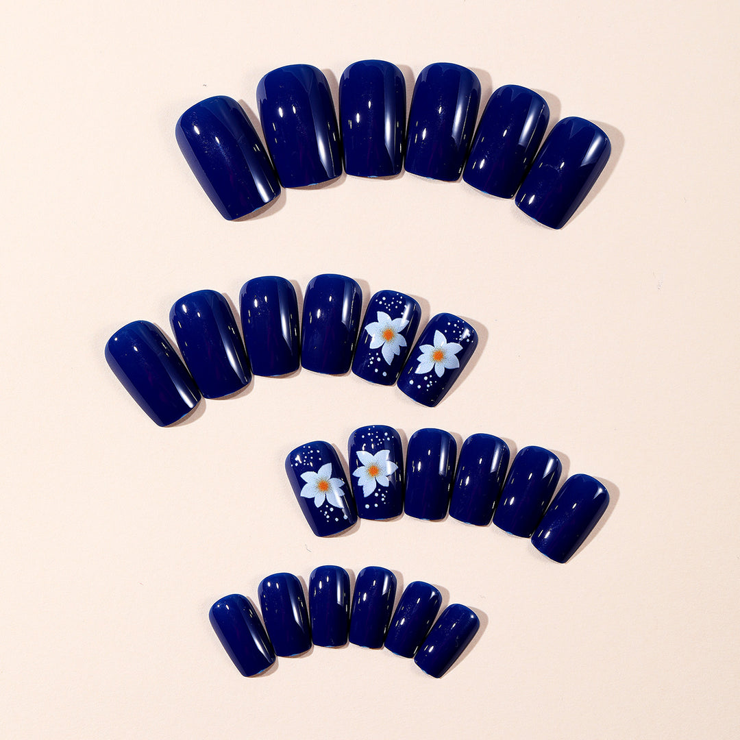 Decorative Floral Nail Art Kit Kalsten