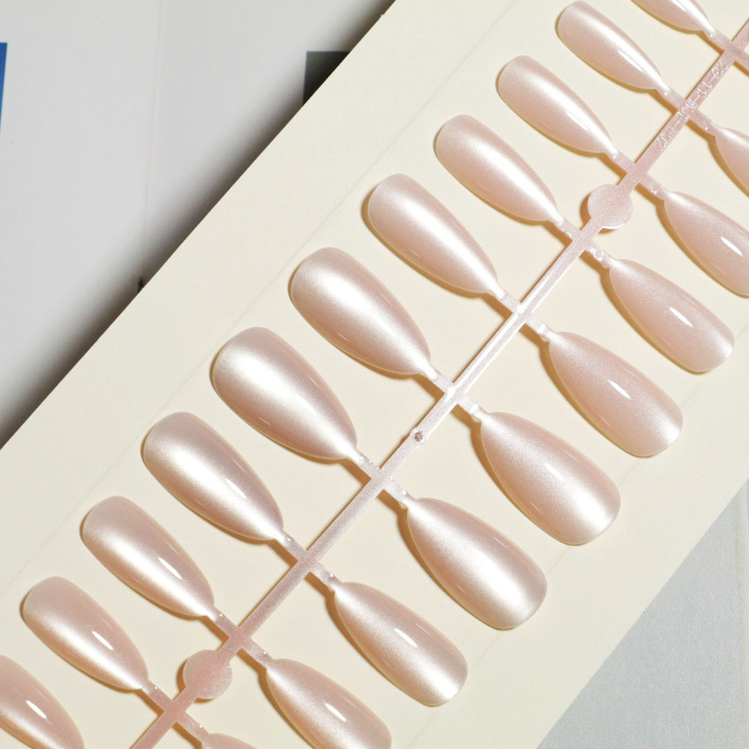 Glittery Stiletto Press-On Nail Set Kalsten