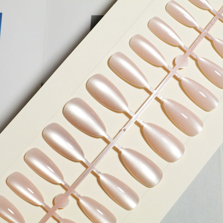 Glittery Stiletto Press-On Nail Set Kalsten