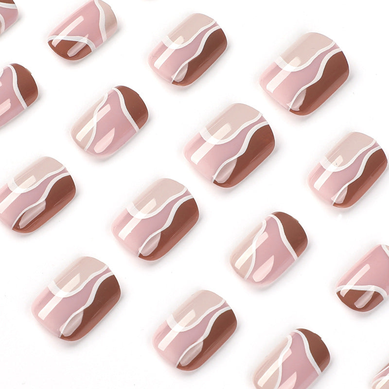 Elegant Nail Art with Geometric Design Kalsten