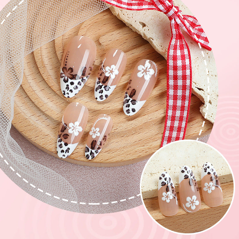 Elegant Leopard and Floral Design Press-On Nails