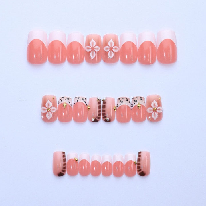 Artistic Decorative Press-On Nail Set Kalsten