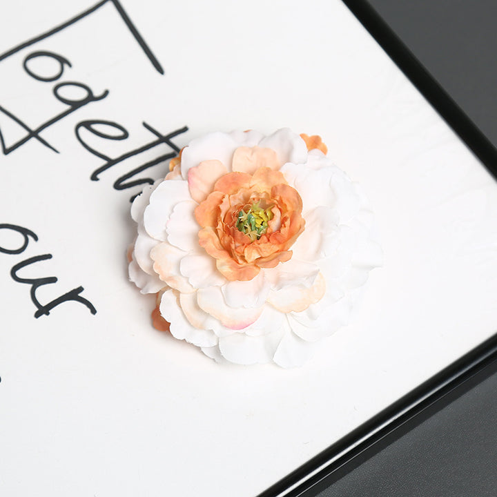 Elegant Floral Hair Accessory for Decorative Styling