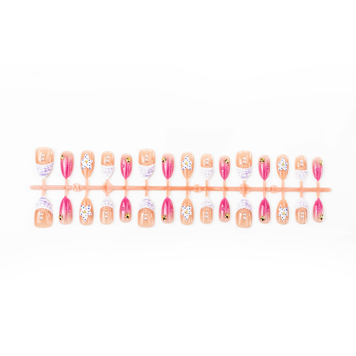 Artificial nails with floral design and glamorous accents Kalsten