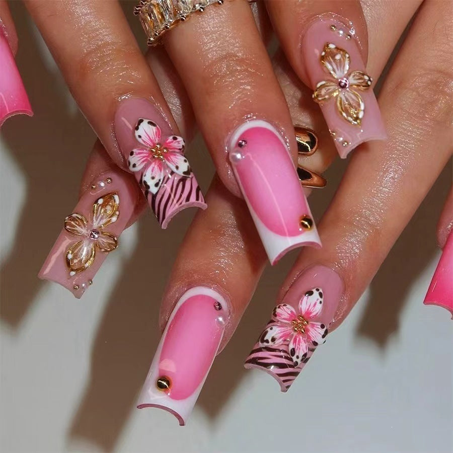 Artificial nail set with floral and glamorous decorations Kalsten