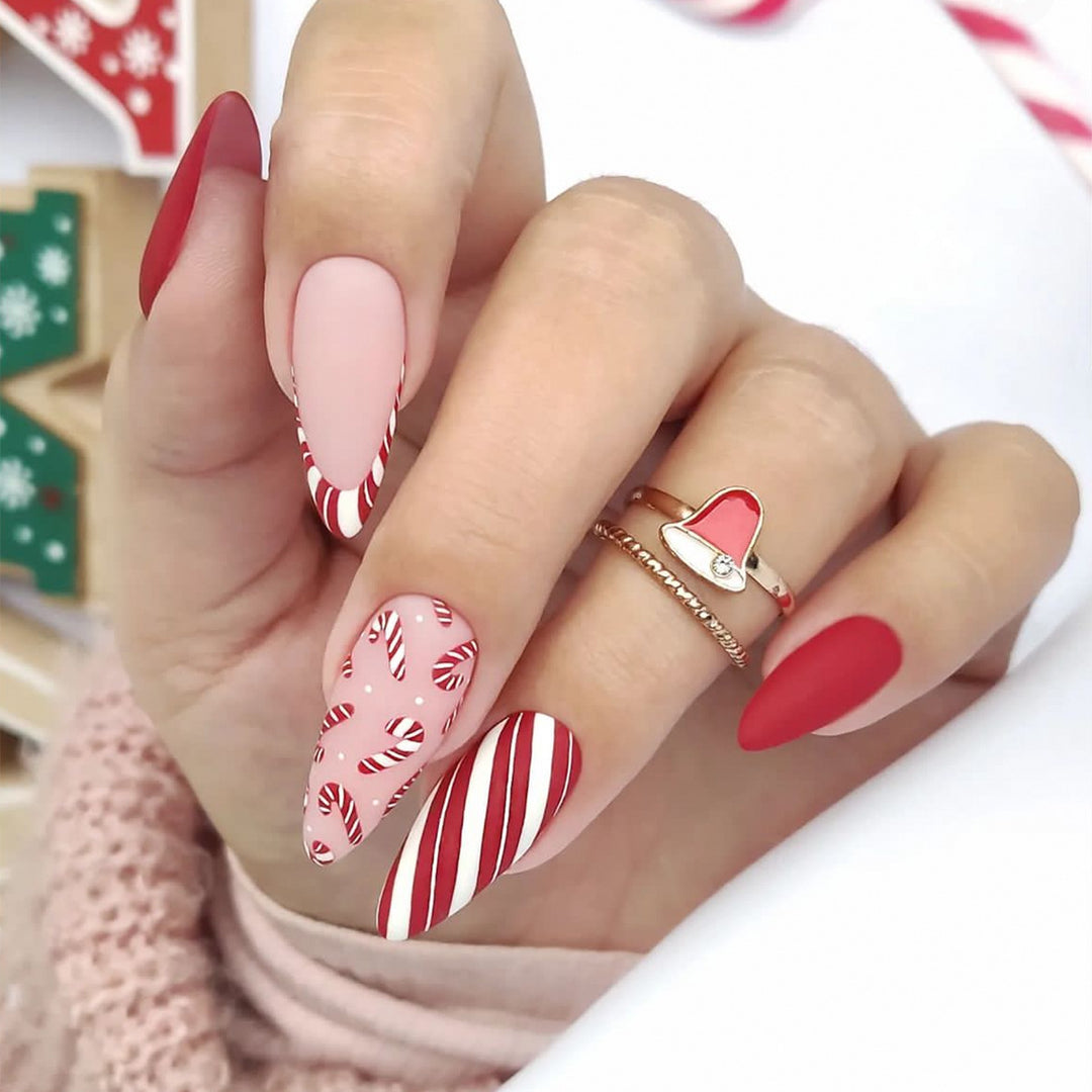 Holiday-Themed Nail Art Kalsten