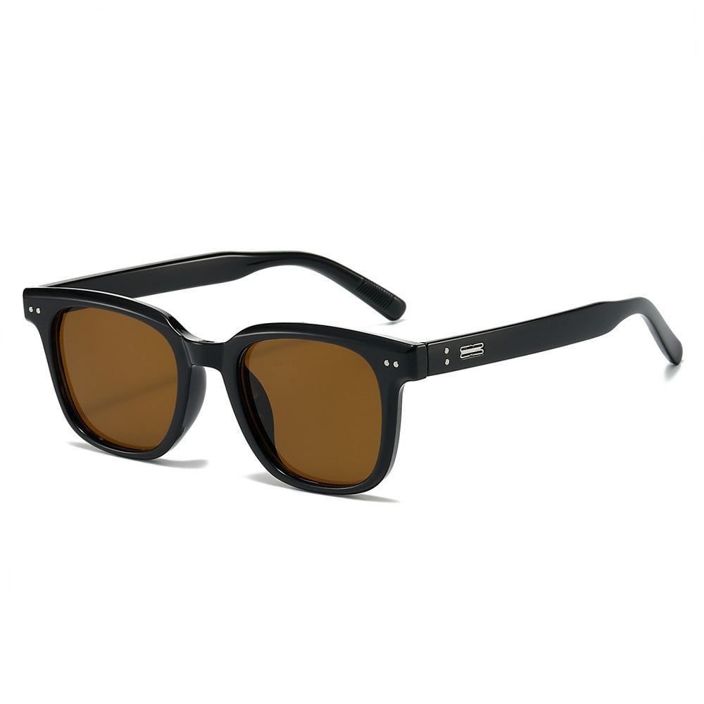 Retro-Inspired Statement Eyewear Kalsten