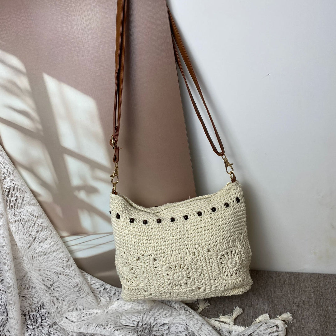 Fashionable crossbody bag with embroidery Kalsten