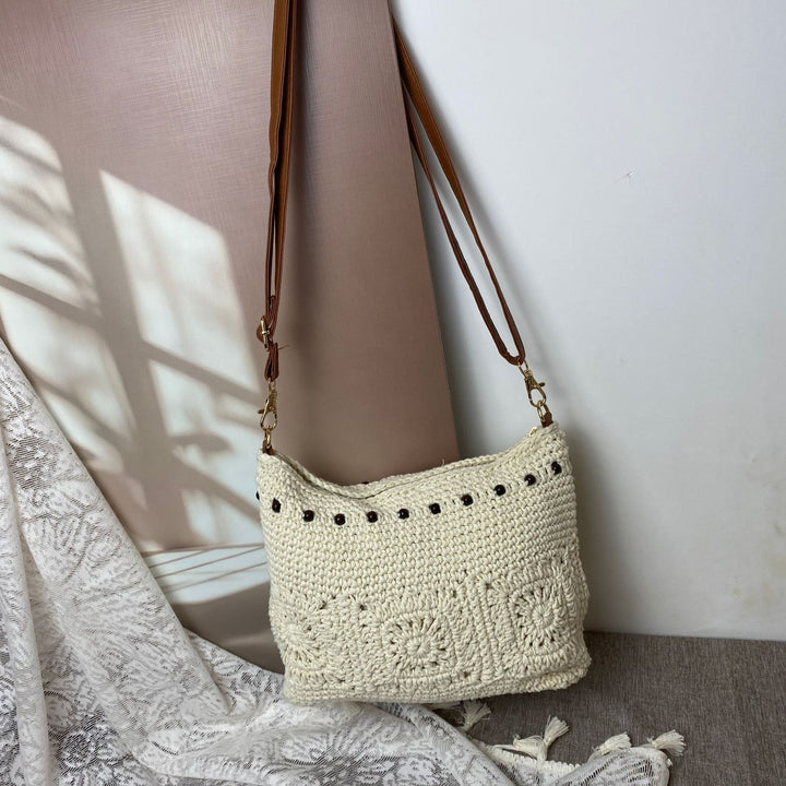 Fashionable crossbody bag with embroidery Kalsten