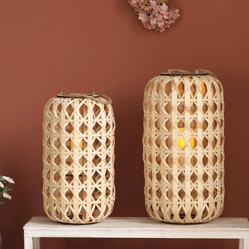 Handcrafted lantern in natural design Kalsten