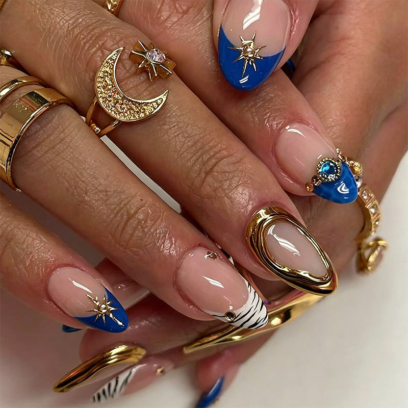 Artistic art nails with elegant accents Kalsten