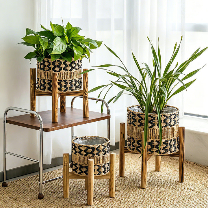High-quality plant pot with stand Kalsten