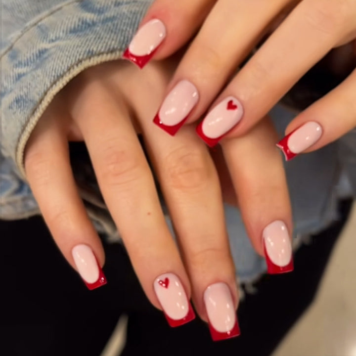 Elegant Heart Design Press-On Nails Kalsten