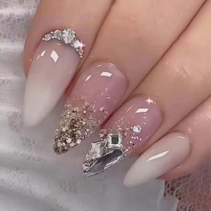 Glamorous Stiletto Artificial Nails with Glitter Details Kalsten