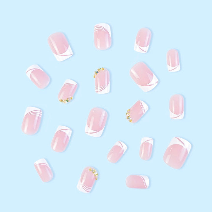 Nail art design with elegant accents Kalsten