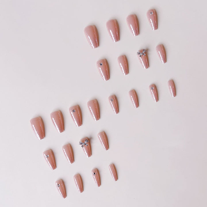 Glittering Nail Art Kalsten