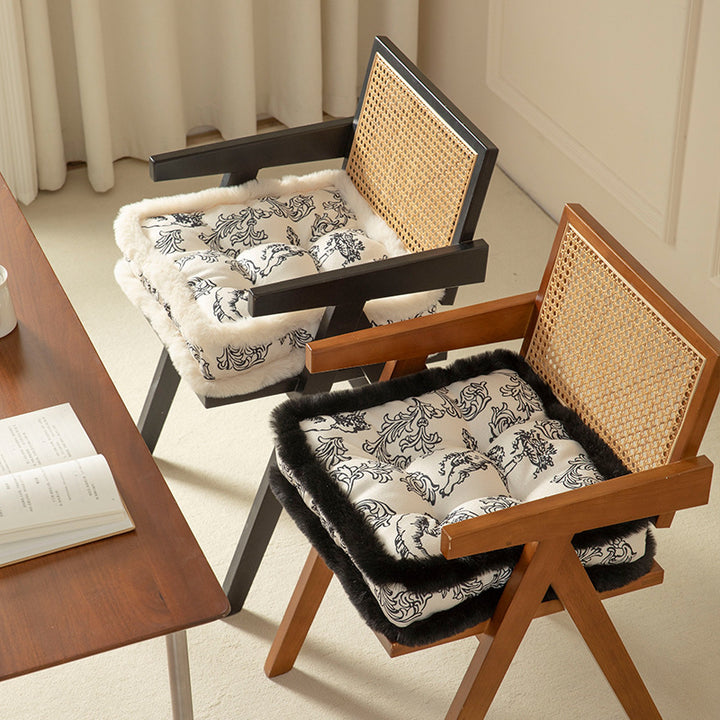Decorative square seat cushion with baroque angel print and faux fur trim Kalsten